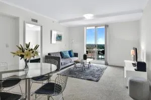 Modern spacious Chatswood Apartment H1016 - Pymble