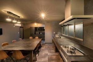 tj resort YAMANAKAKO Luxury large villa with Mt. Fuji, Sauna BBQ Max 25