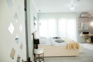 AM Apartment 13 Studio with Piano & Bathtub