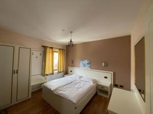 Double Room room in Hotel Margjeka