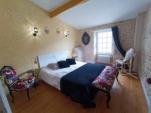 B&B / Chambres d'hotes Le Puits Sainte Claire : photos des chambres