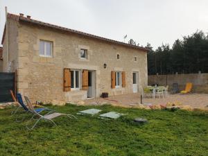 Maisons de vacances La maison poitevine : photos des chambres