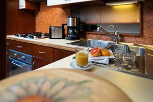 IL BORGO 48 - Regarda Travel