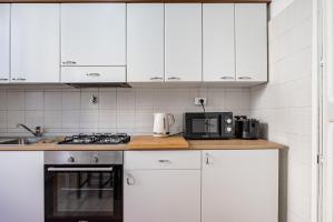GuestHost - Corso Italia Central Flat near the Seafront