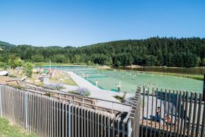 Campings Camping Le Lac des Sapins : photos des chambres