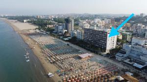 Merville Apartment 6