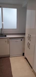 White Pearl Beach L2