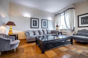 YID DAzeglio luxury apartment with parking