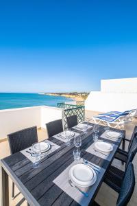 Frente ao Mar - 3 quartos - wi-fi - AQ