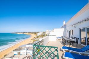 Frente ao Mar - 3 quartos - wi-fi - AQ