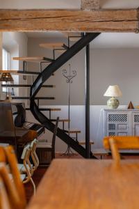 Appartements Loft urbain avec balcon-terrasse dans les arbres : photos des chambres