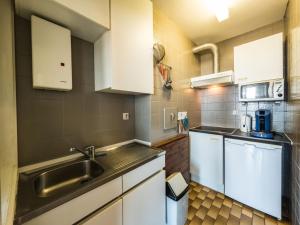 Cosy studio with sleeping area and sea view