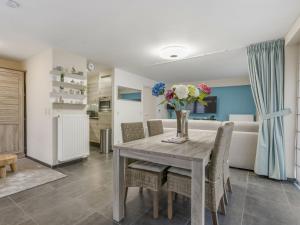 Apartment close to the shopping street