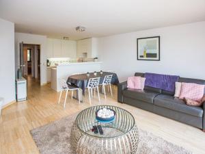 Cozy apartment near the sea