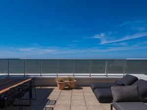 Beautiful penthouse with phenomenal sea view