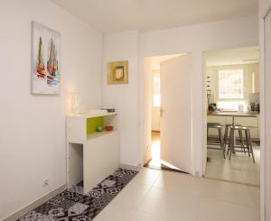 Appartements Appartement T3 Traversant Residence Standing Garage et Piscine Exterieure GRATUITS : photos des chambres