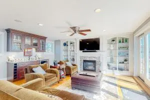 At Ease On Long Sands - Cape Neddick