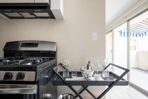 Culver City 1BR nr Trader Joes Restos LAX-291