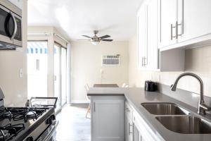 Culver City 1BR nr Trader Joes Restos LAX-291