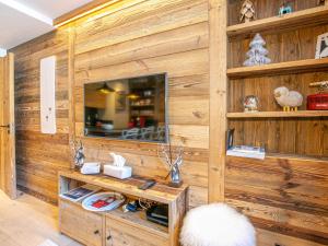 Appartements Appartement Val-d'Isere, 2 pieces, 2 personnes - FR-1-694-153 : photos des chambres