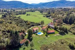 Casa Verde and Casa Blue - Lička Jesenica