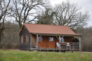 Chalets Gites LE CHAMP RADIS 4 Vakantiehuisjes au bord du Canal de Nivernais : photos des chambres