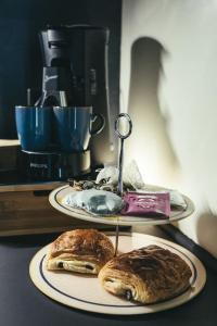 Le Duplex de lEtoile home cinéma jacuzzi et sauna privatif