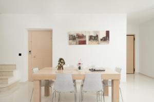 Luna Apartment by A&D Properties