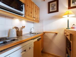 Appartements Appartement Val-d'Isere, 2 pieces, 5 personnes - FR-1-694-53 : photos des chambres