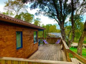 LAravone Lodge