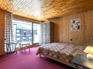 Val-dIsère: Appartement spacieux avec balcon et 7 couchages - FR-1-694-142