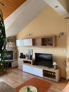 Apartment in Duce with sea view, balcony, air conditioning, WiFi 5146-4 