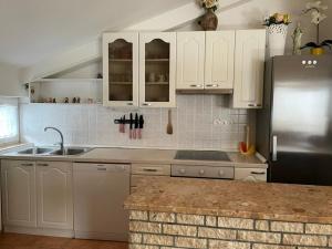 Apartment in Duce with sea view, balcony, air conditioning, WiFi 5146-4