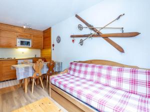 Appartements Appartement Val-d'Isere, 2 pieces, 4 personnes - FR-1-694-207 : photos des chambres