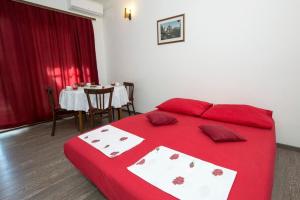 Apartment in Duce with terrace, air conditioning, WiFi, dishwasher 5146-8 