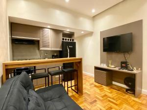 PF12 - Studio a 1 minuto da praia de Copacabana