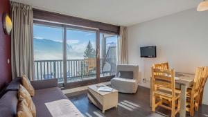 One-Bedroom Apartment (5 Adults) room in Madame Vacances Les Terrasses De Véret
