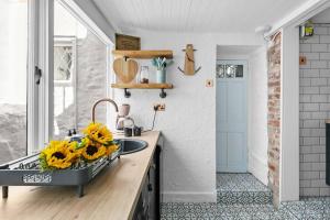 Family Tides Brixham