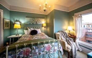 Clementines Guest House & Vacation Rentals