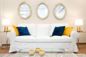 Old Town Gem - Elegant Guilford Apartment