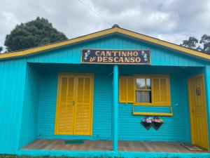 Casa com piscina e salão de jogos para aluguel de temporada e finais de semana em TorresRS.