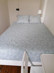 Rustic Silent Ensuites - Shared Kitchen - Self check in