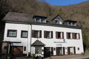 Haus zur Entersburg - Auderath