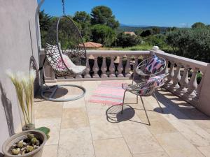 Villas Maison avec piscine, oliviers, belle vue, au calme : photos des chambres