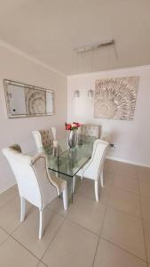 Departamento de Lujo con Terraza y Vista al Mar