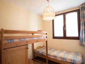 Appartements Appartement Lanslebourg-Mont-Cenis, 3 pieces, 7 personnes - FR-1-508-98 : photos des chambres