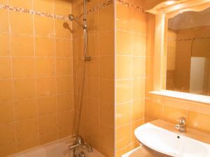 Appartements Duplex pour 10 pers, au pied des pistes, proche telecabine et commerces, parking inclus - FR-1-508-16 : photos des chambres