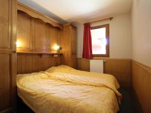 Appartement Duplex 10-12 pers. à 20m des pistes avec sauna, wifi et proche commerces - FR-1-508-75