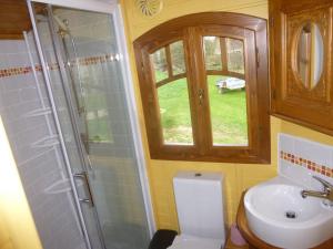 La roulotte de Pommette et Billy - Larès