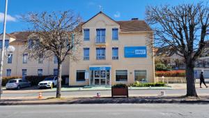 Hotels Kyriad Direct Arpajon : photos des chambres